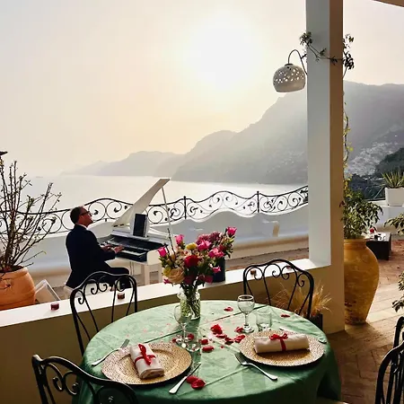 Santa Chiara فندق