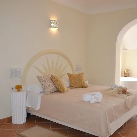 Szálloda Santa Chiara 4*