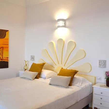 Santa Chiara Отель