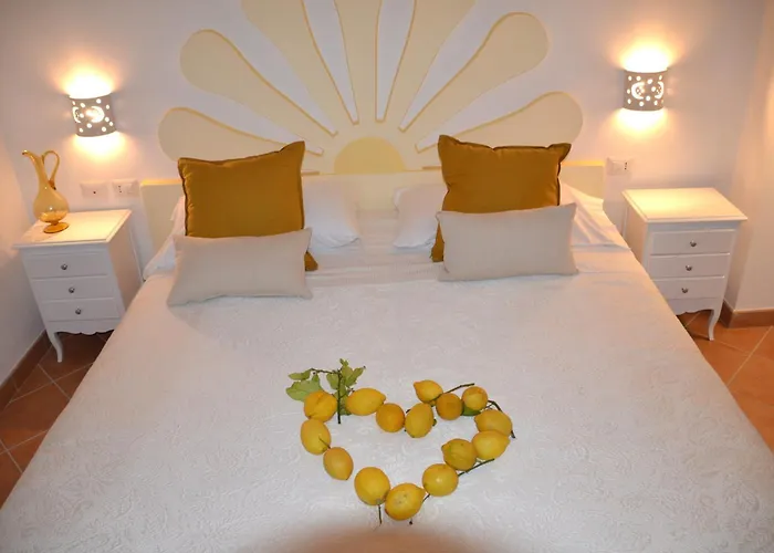 Santa Chiara 호텔 4*