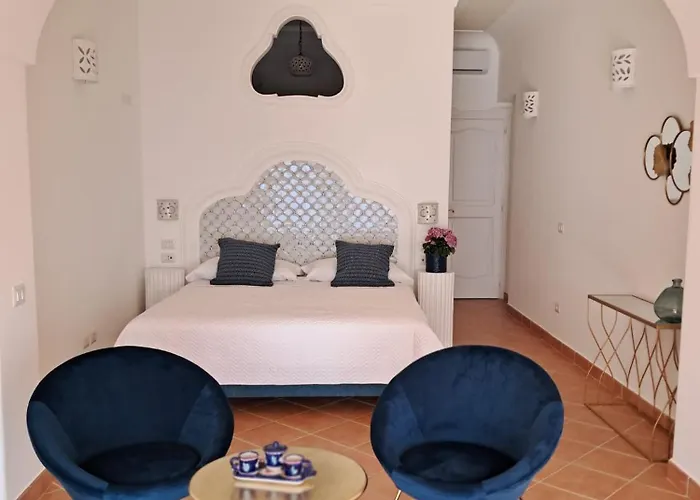 Santa Chiara 4* 포지타노