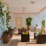 Santa Chiara فندق بوسيتانو