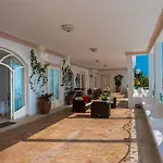 Santa Chiara فندق